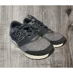 New Balance Women’s‎ Sneakers Size 6.5